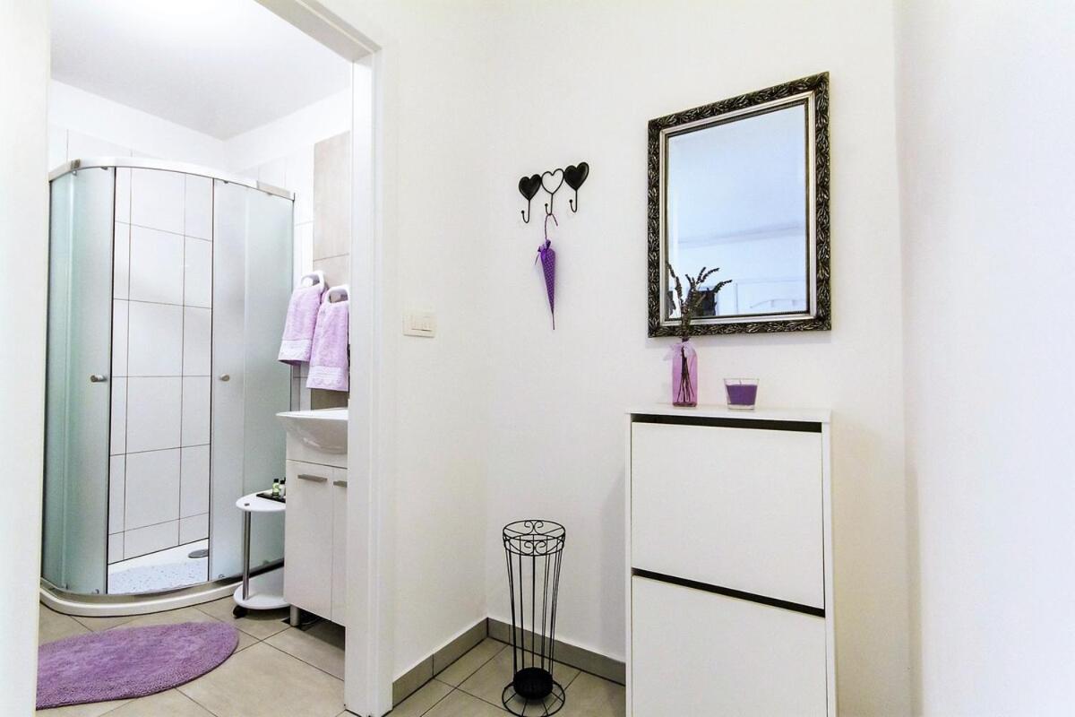 Adriatic Pearl Arena Apartman